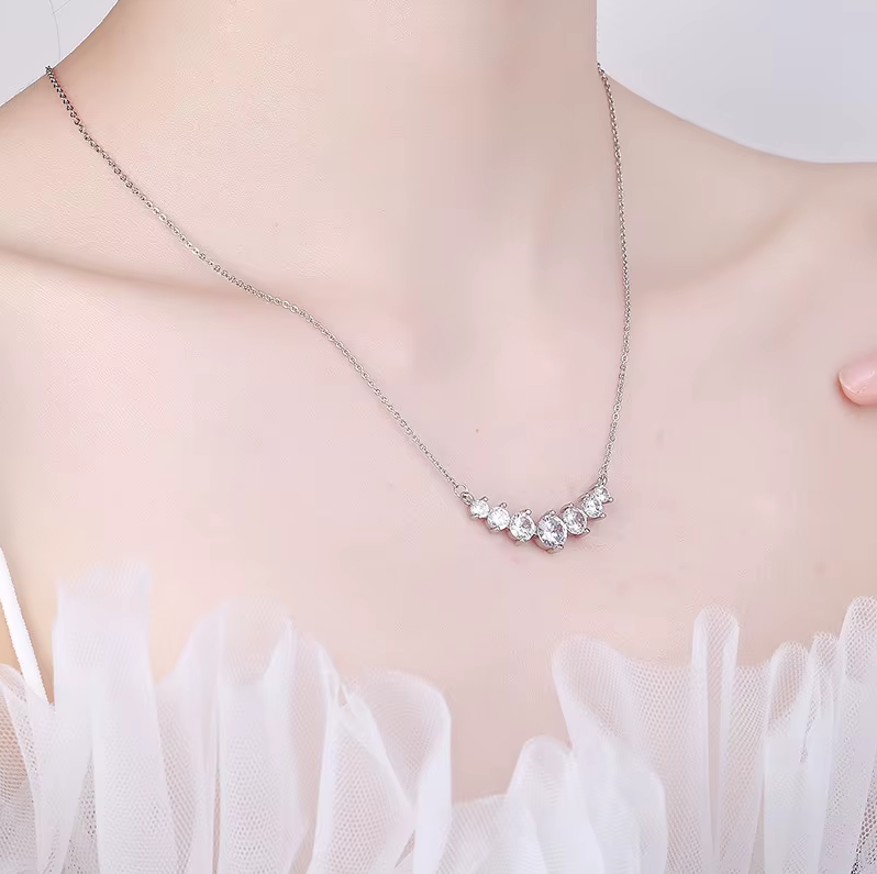 U-shaped Necklace Female Clavicle Chain Brass Necklace Manufacturer Wholesale